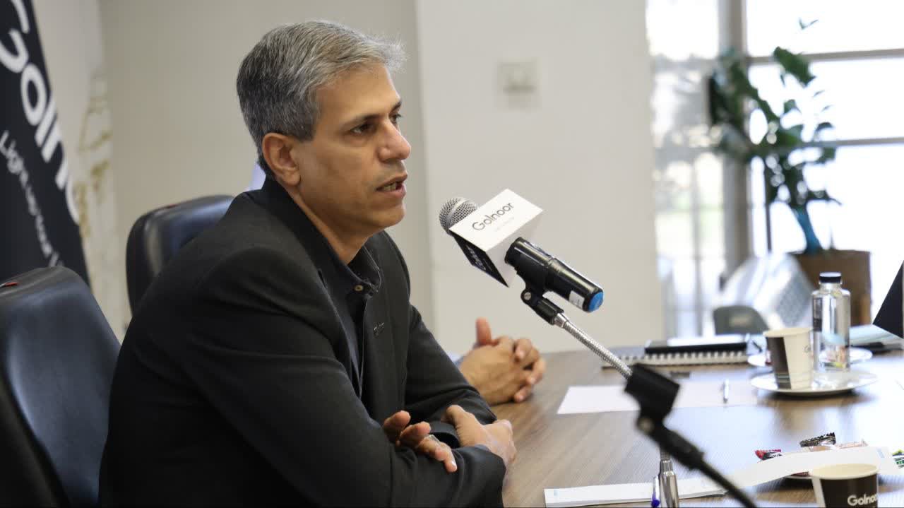  نشست خبری مسئولین شرکت و باشگاه گلنور+ تصاویر