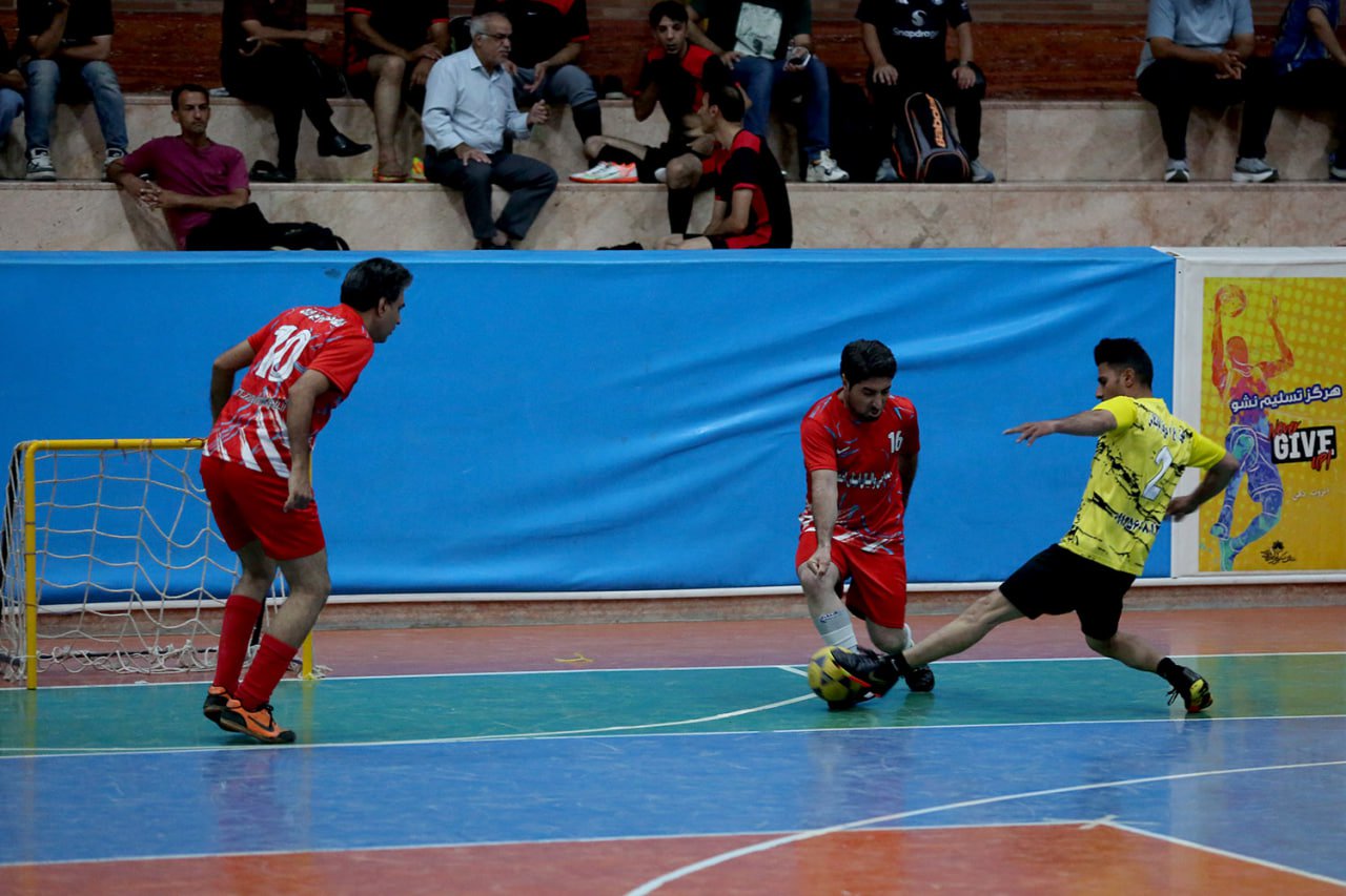 ذرهبین ورزش مجددا پیروزی را با تساوی عوض کرد + تصاویر ذرهبین ورزش مجددا پیروزی را با تساوی عوض کرد + تصاویر