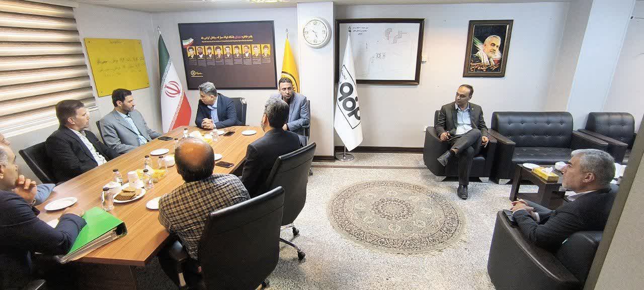 بازدید مدیرکل دیوان محاسبات استان اصفهان از مجموعه ورزشی نقش جهان بازدید مدیرکل دیوان محاسبات استان اصفهان از مجموعه ورزشی نقش جهان