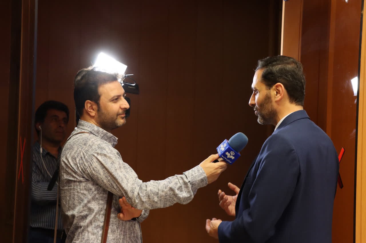 نشست خبری مدیرکل ورزش و جوانان استان اصفهان+تصاویر