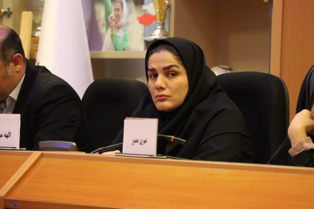 نشست خبری مدیرکل ورزش و جوانان استان اصفهان+تصاویر