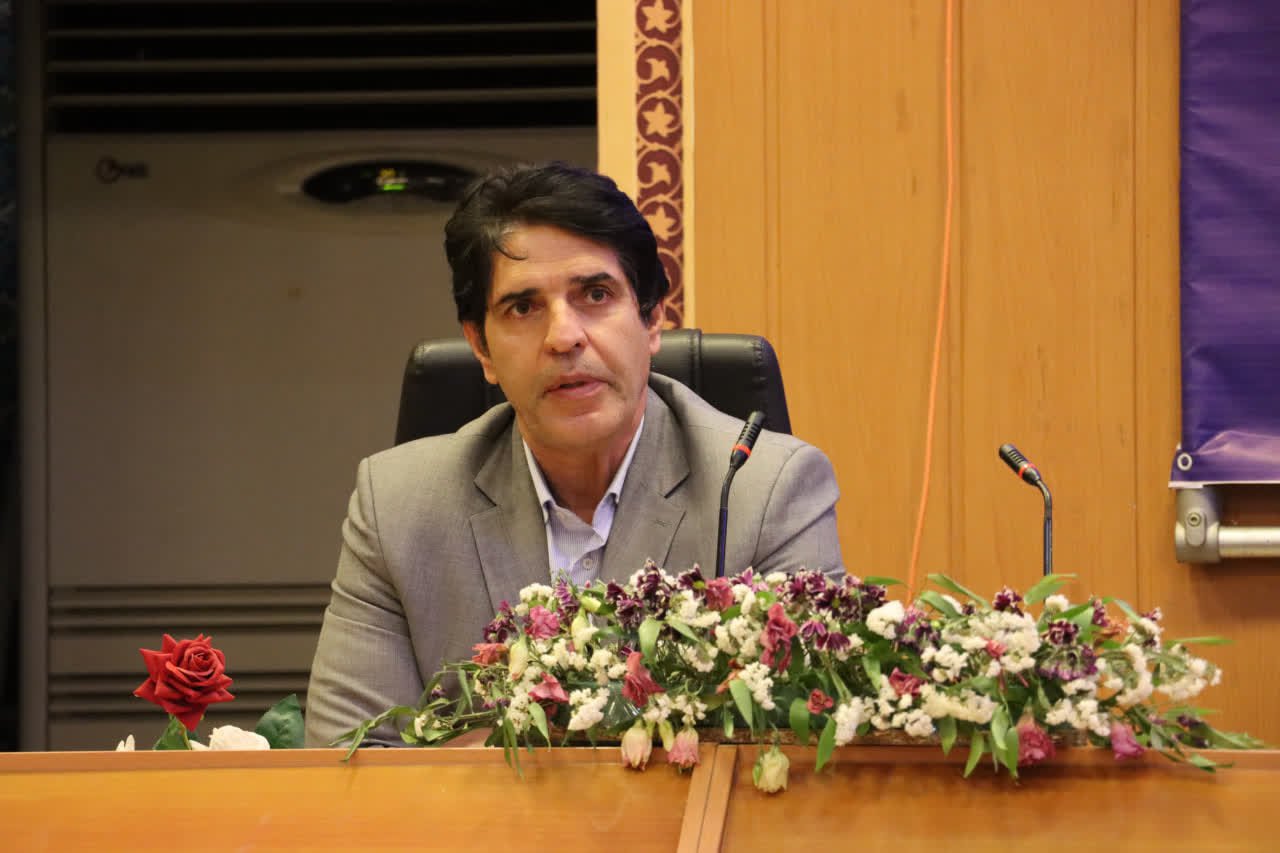 نشست خبری مدیرکل ورزش و جوانان استان اصفهان+تصاویر