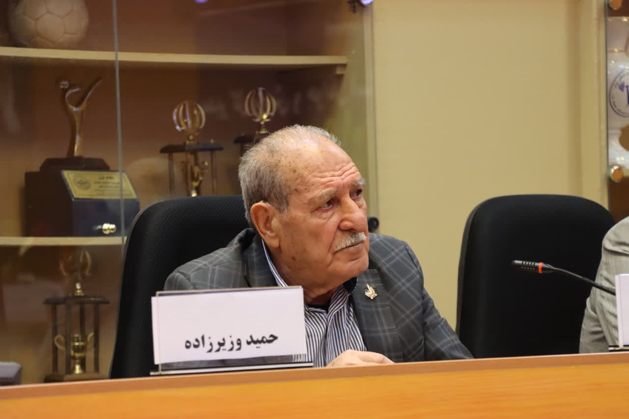 نشست خبری مدیرکل ورزش و جوانان استان اصفهان+تصاویر