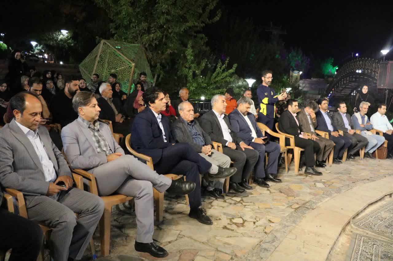 نایب قهرمانی عکاس ذرهبین ورزش در مسابقات بولینگ+تصاویر نایب قهرمانی عکاس ذرهبین ورزش در مسابقات بولینگ+تصاویر