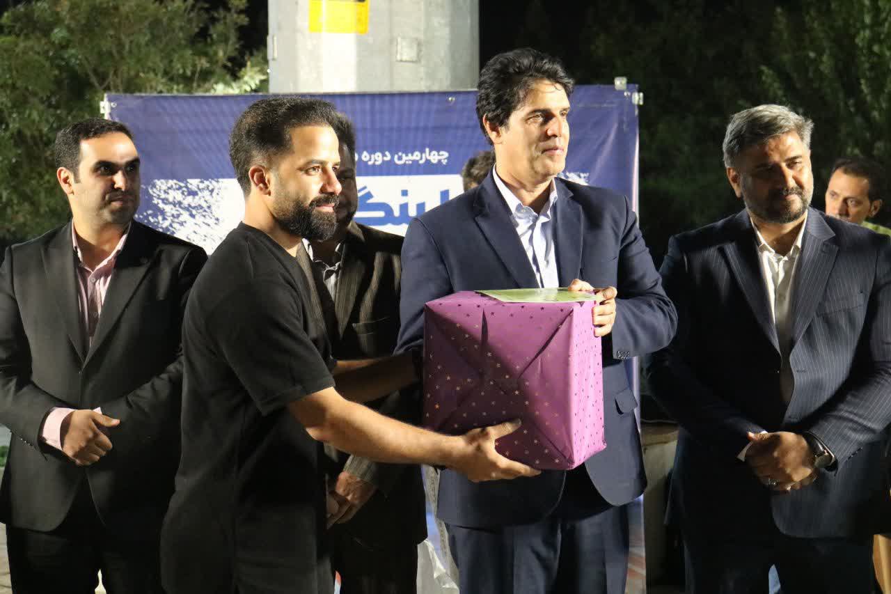 نایب قهرمانی عکاس ذرهبین ورزش در مسابقات بولینگ+تصاویر نایب قهرمانی عکاس ذرهبین ورزش در مسابقات بولینگ+تصاویر