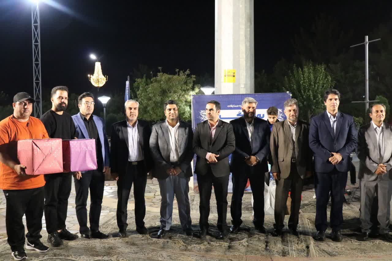 نایب قهرمانی عکاس ذرهبین ورزش در مسابقات بولینگ+تصاویر نایب قهرمانی عکاس ذرهبین ورزش در مسابقات بولینگ+تصاویر