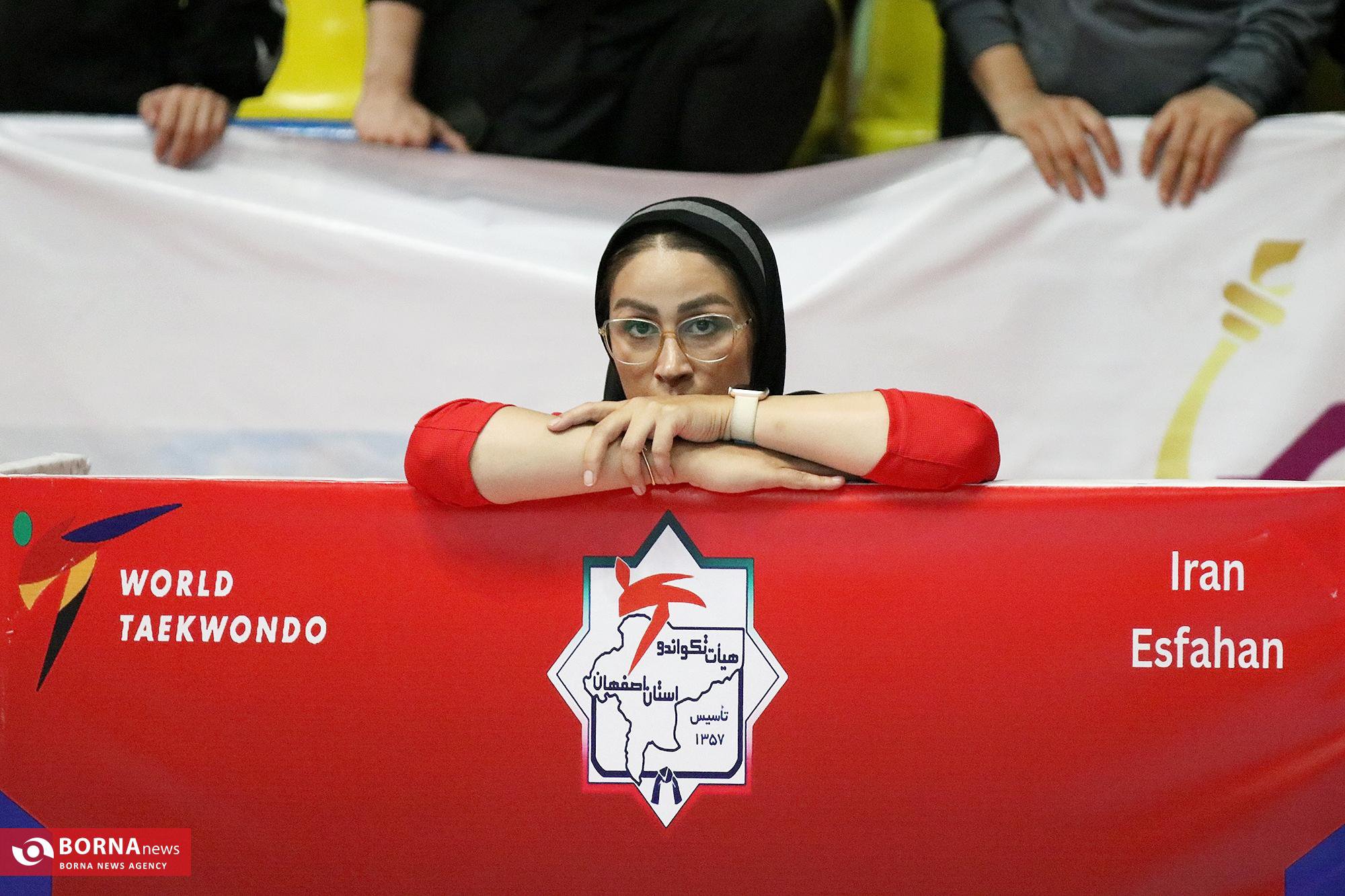 نایب‌قهرمانی اصفهان در مسابقات تکواندو استعدادهای برتر دختران کشور