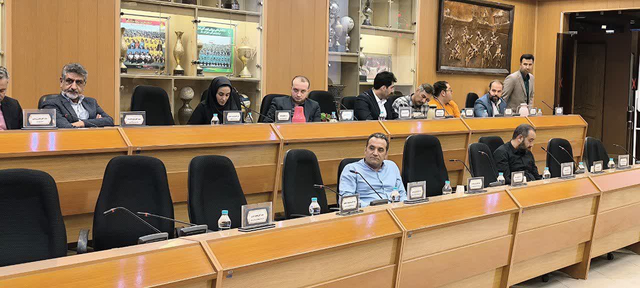 برگزاری مجمع عمومی سالیانه هیات بسکتبال استان اصفهان+تصاویر برگزاری مجمع عمومی سالیانه هیات بسکتبال استان اصفهان+تصاویر