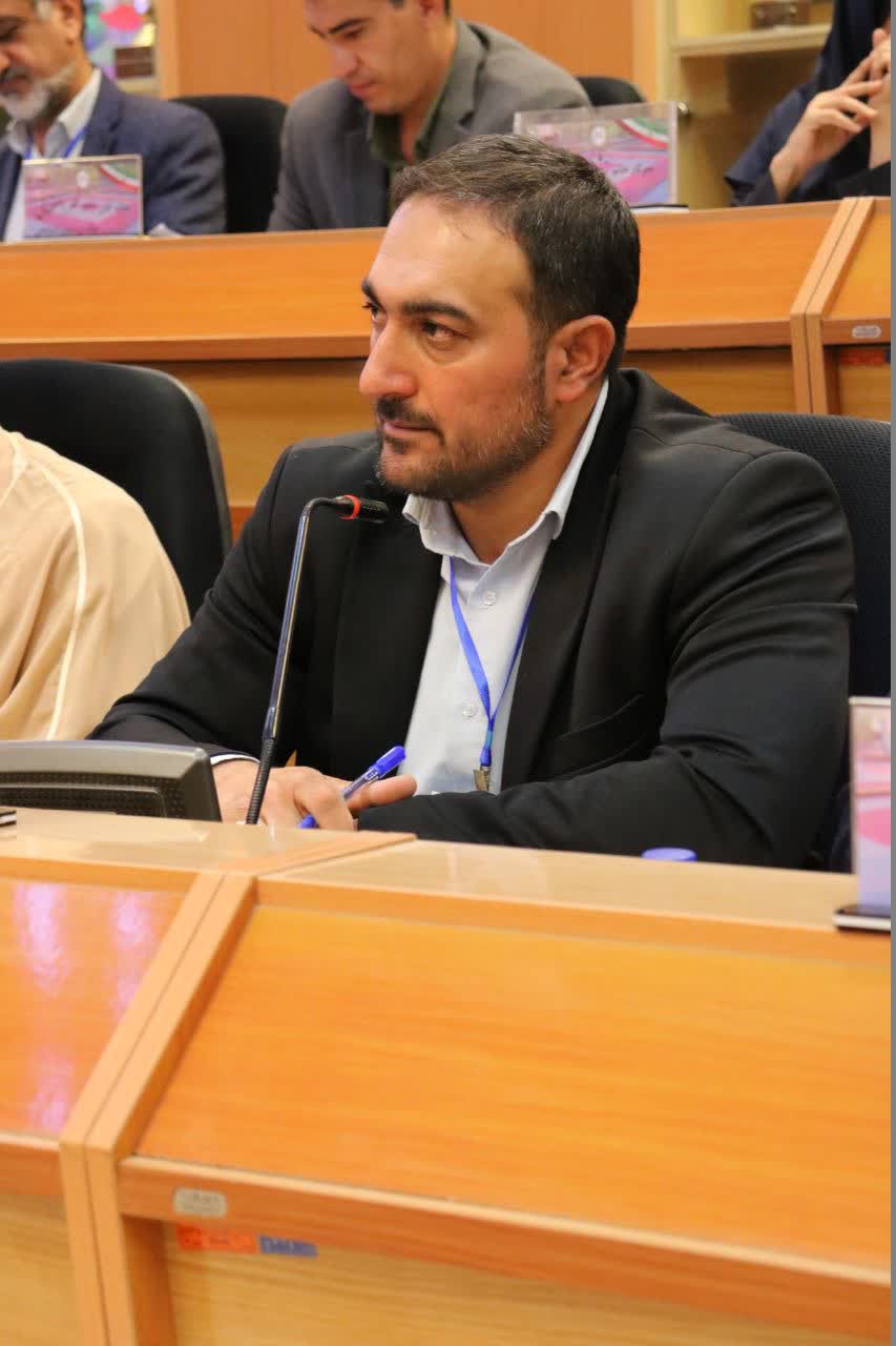 انتخاب وحید حیدریان به عنوان رئیس هیات کاراته استان اصفهان+تصاویر 