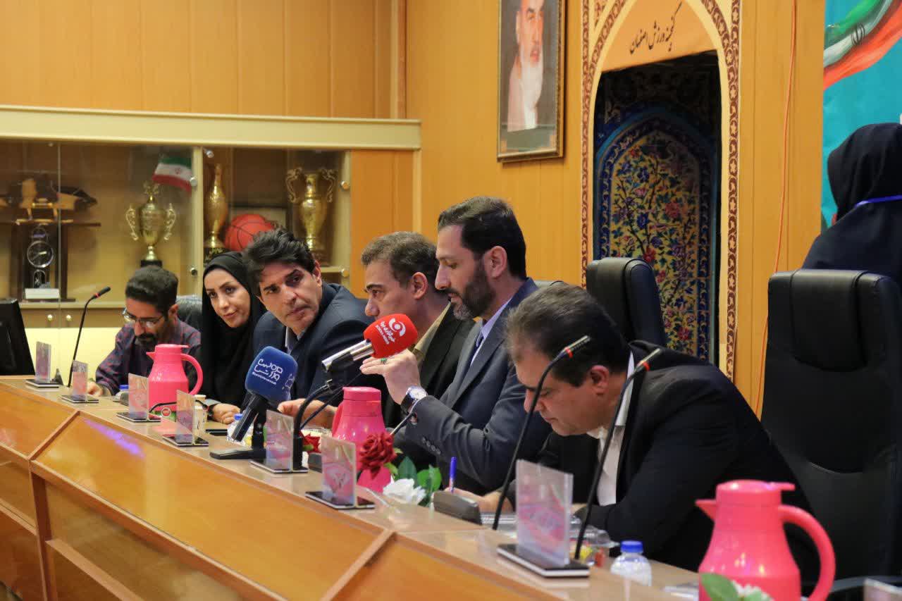 انتخاب وحید حیدریان به عنوان رئیس هیات کاراته استان اصفهان+تصاویر 