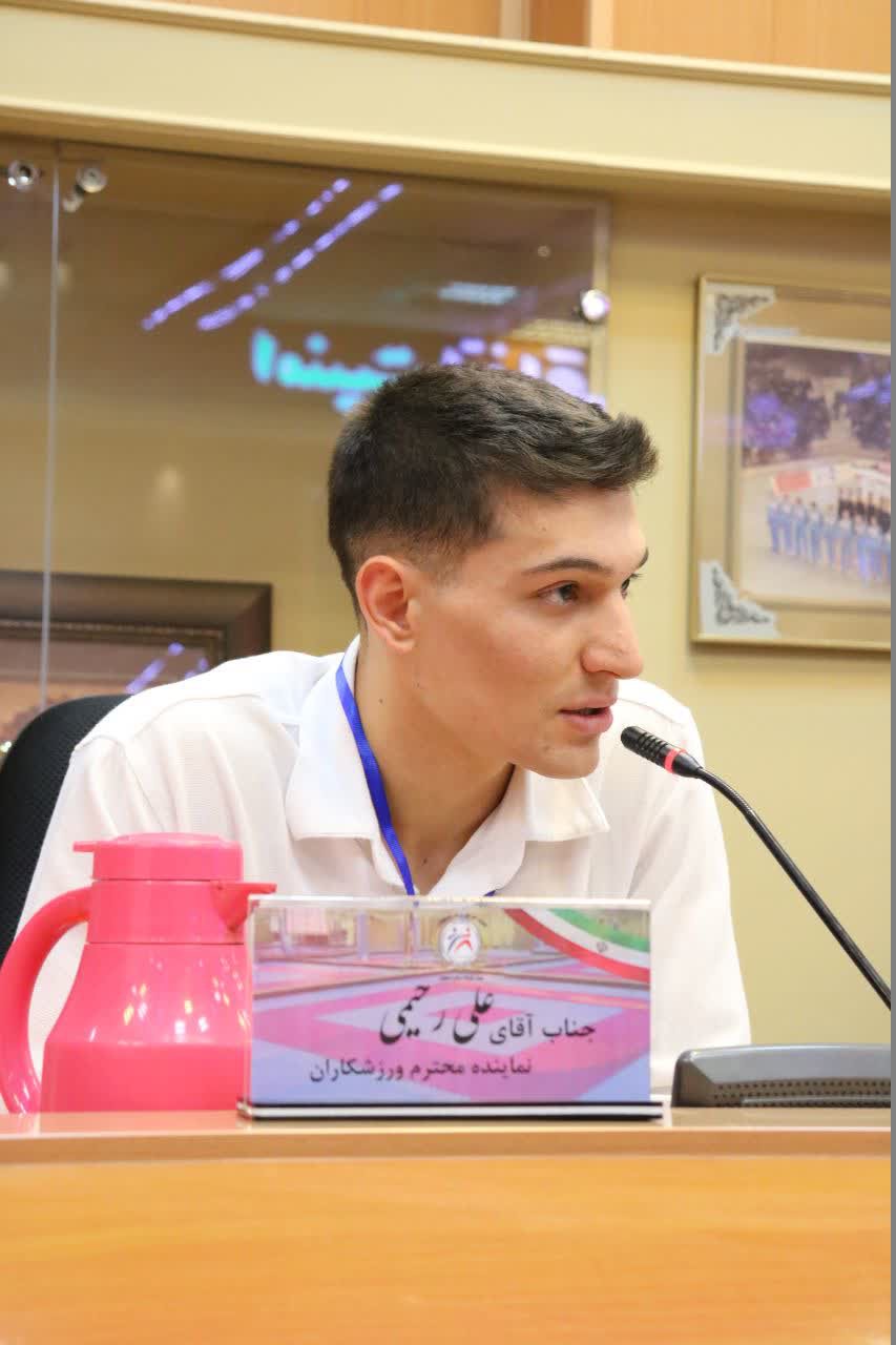 انتخاب وحید حیدریان به عنوان رئیس هیات کاراته استان اصفهان+تصاویر 