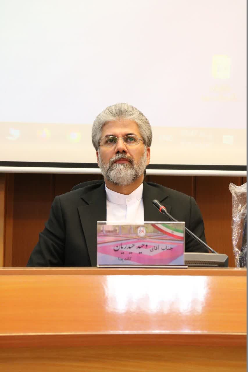 انتخاب وحید حیدریان به عنوان رئیس هیات کاراته استان اصفهان+تصاویر 