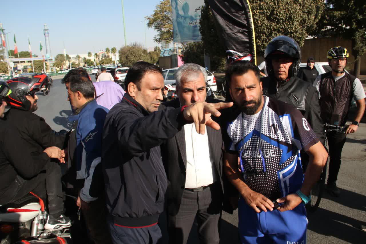 همایش رژه افتخار و میثاق