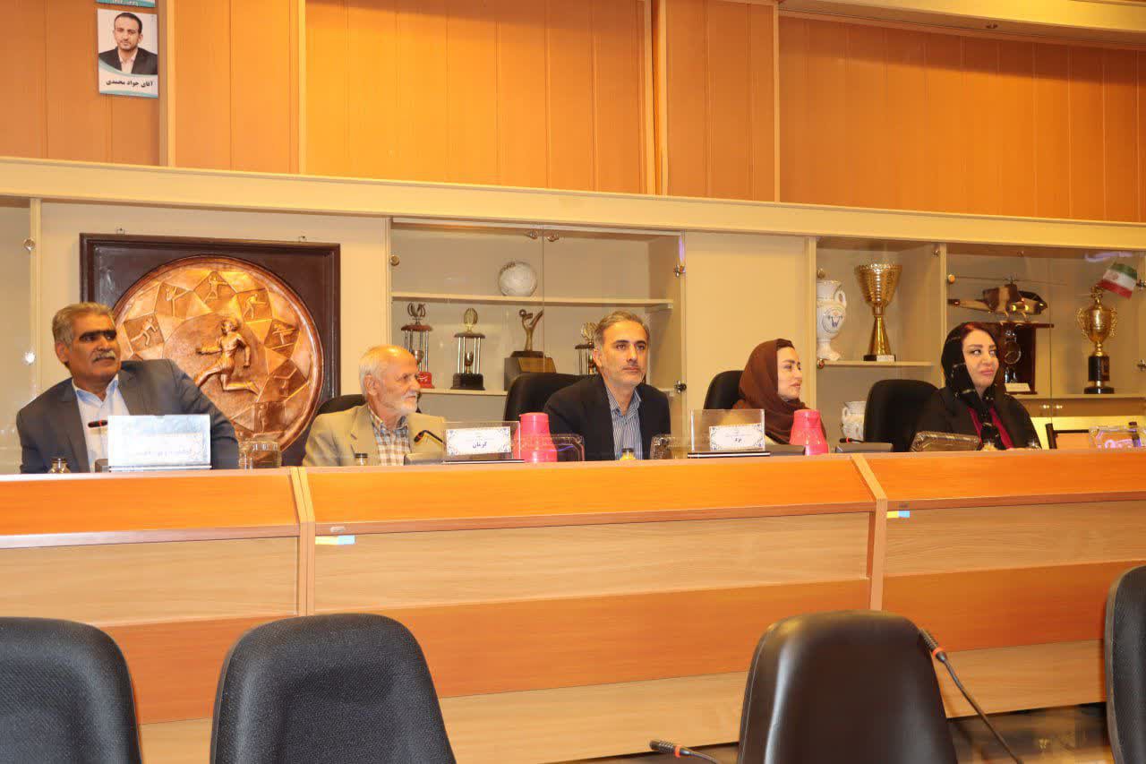 گردهمایی روسای کمیتههای پیشکسوتان هیات ورزش همگانی استانهای کشور به میزبانی اصفهان+تصاویر گردهمایی روسای کمیتههای پیشکسوتان هیات ورزش همگانی استانهای کشور به میزبانی اصفهان+تصاویر