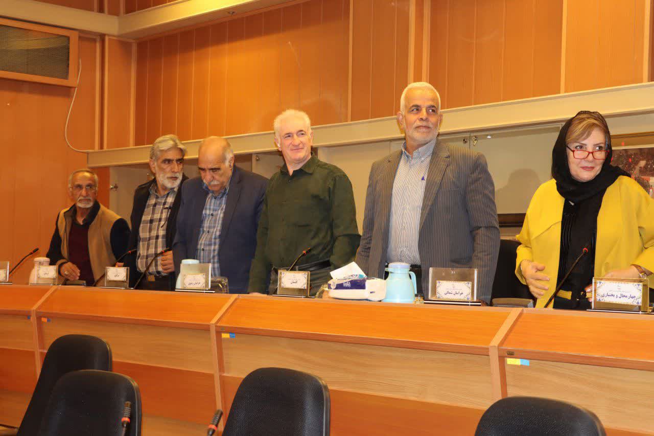 گردهمایی روسای کمیتههای پیشکسوتان هیات ورزش همگانی استانهای کشور به میزبانی اصفهان+تصاویر گردهمایی روسای کمیتههای پیشکسوتان هیات ورزش همگانی استانهای کشور به میزبانی اصفهان+تصاویر