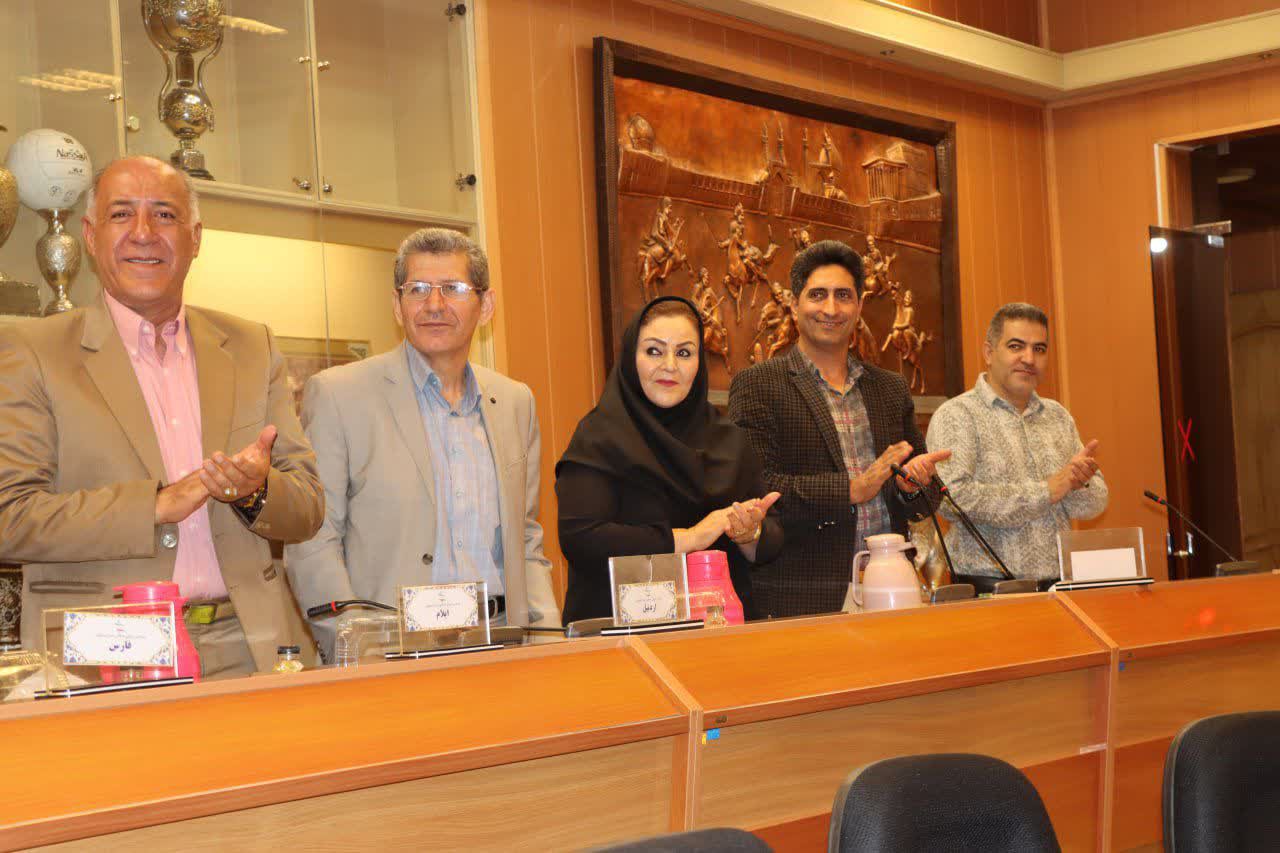 گردهمایی روسای کمیتههای پیشکسوتان هیات ورزش همگانی استانهای کشور به میزبانی اصفهان+تصاویر گردهمایی روسای کمیتههای پیشکسوتان هیات ورزش همگانی استانهای کشور به میزبانی اصفهان+تصاویر