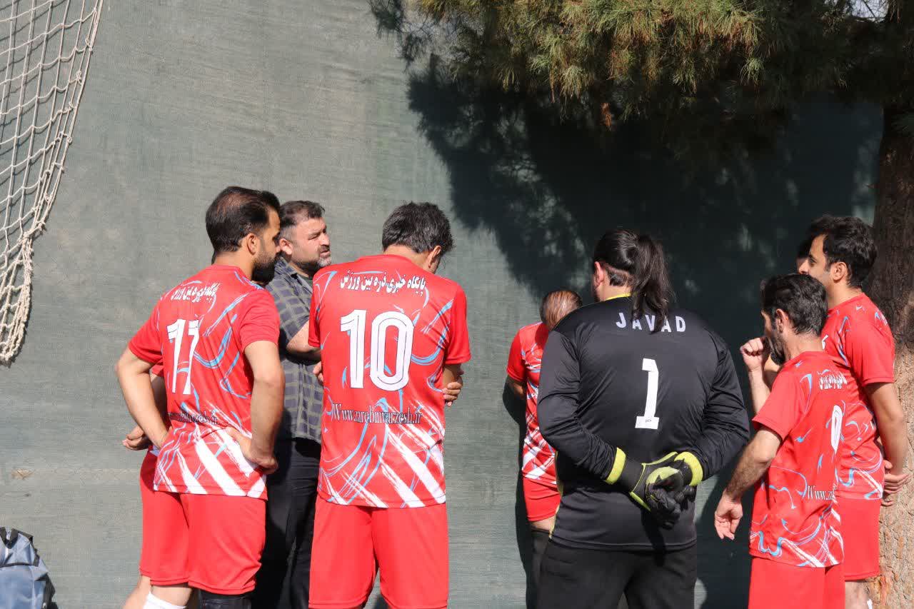 پایگاه خبری ذرهبین ورزش صدرنشین شد+ تصاویر پایگاه خبری ذرهبین ورزش صدرنشین شد+ تصاویر