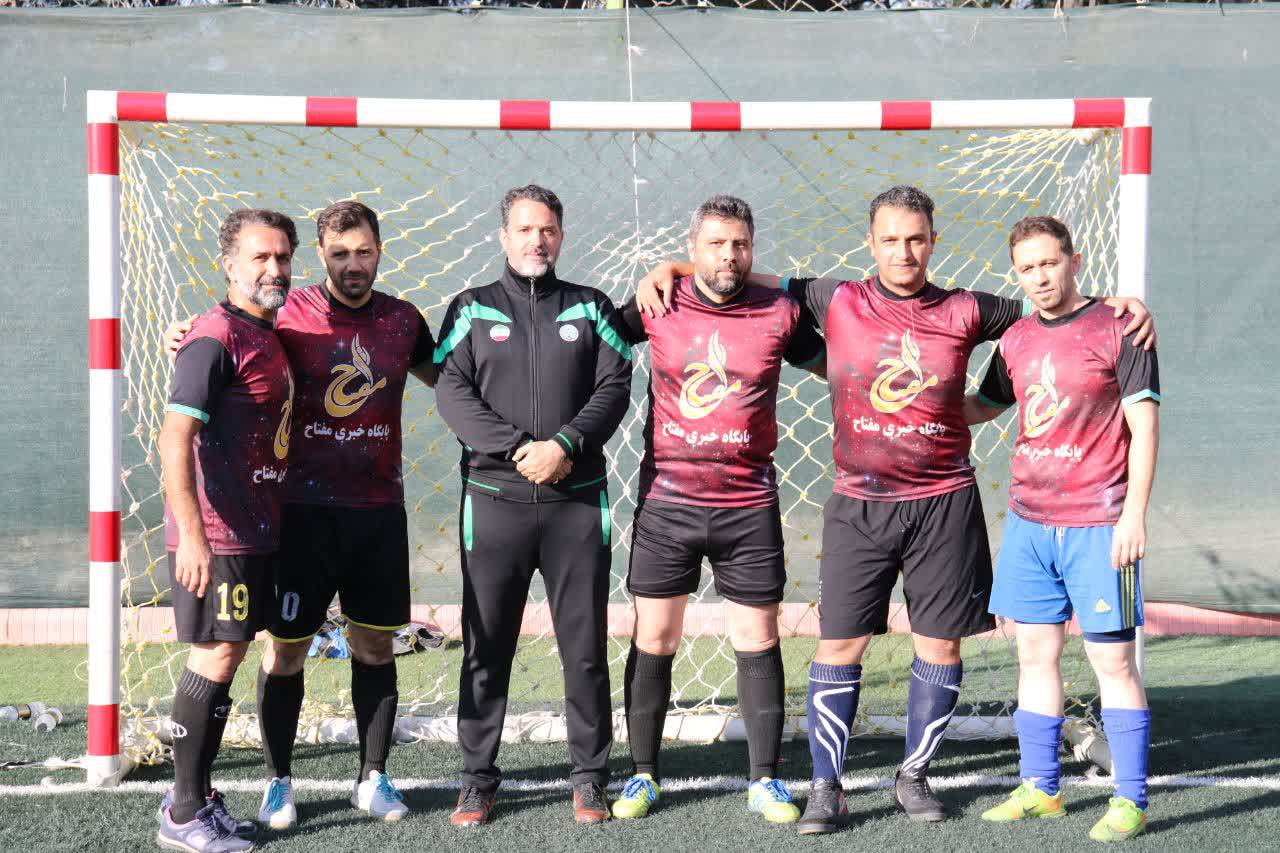 پایگاه خبری ذرهبین ورزش صدرنشین شد+ تصاویر پایگاه خبری ذرهبین ورزش صدرنشین شد+ تصاویر