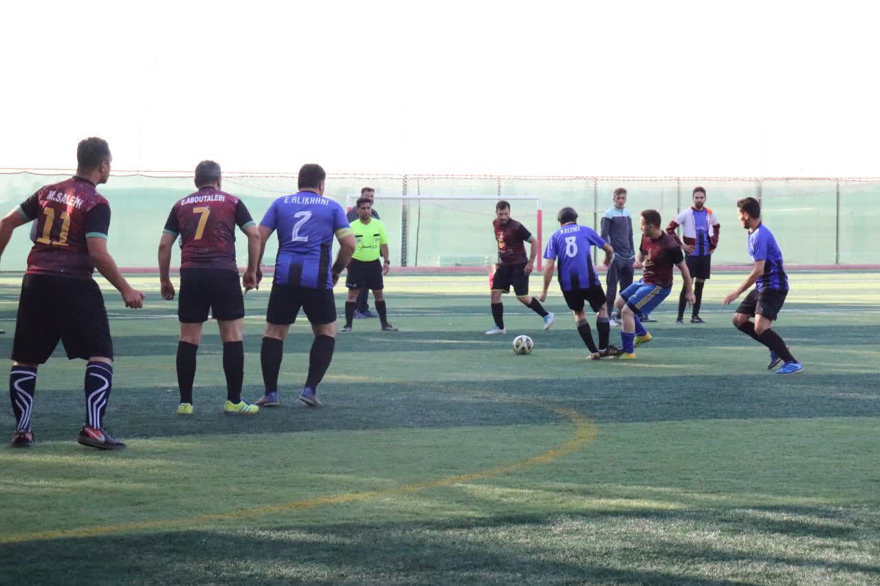 پایگاه خبری ذرهبین ورزش صدرنشین شد+ تصاویر پایگاه خبری ذرهبین ورزش صدرنشین شد+ تصاویر