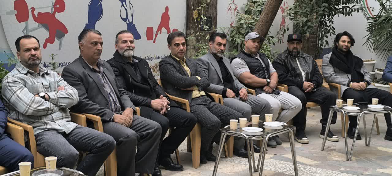 تجلیل از قهرمان جهانی اورال فیزیک، علیرضا شهشهانی در اصفهان+تصاویر