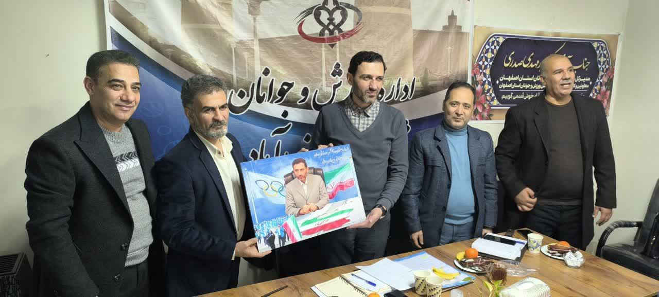 در شانزدهمین سفر شهرستانی مدیرکل ورزش و جوانان چه گذشت