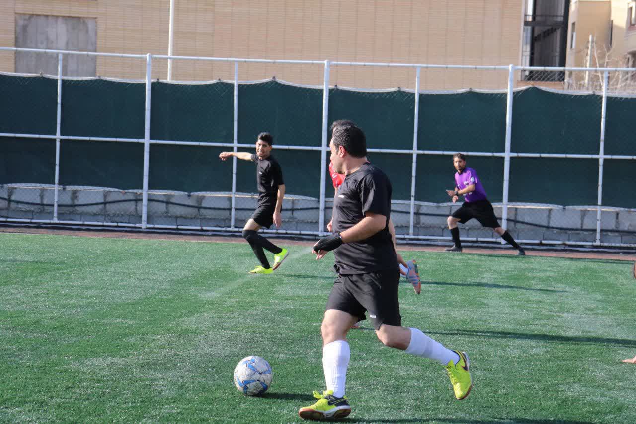 صعود ذره‌بین ورزش و صدا و سیما به فینال رقابتها