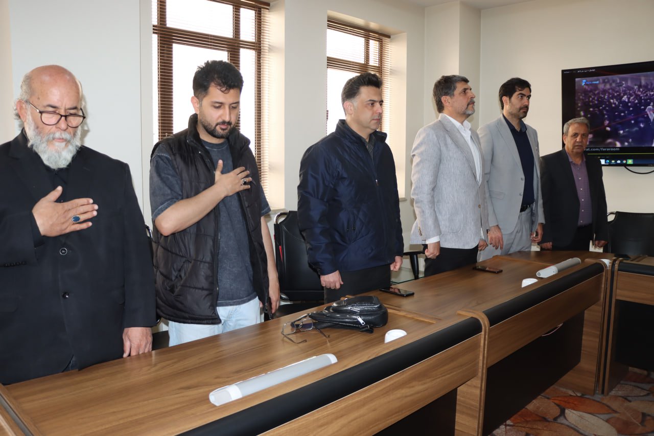 حضور ورزشی‌ها در ستاد مرکزی آتش‌نشانی به پاس جانفشانی‌های آتش‌نشانان قهرمان+تصاویر