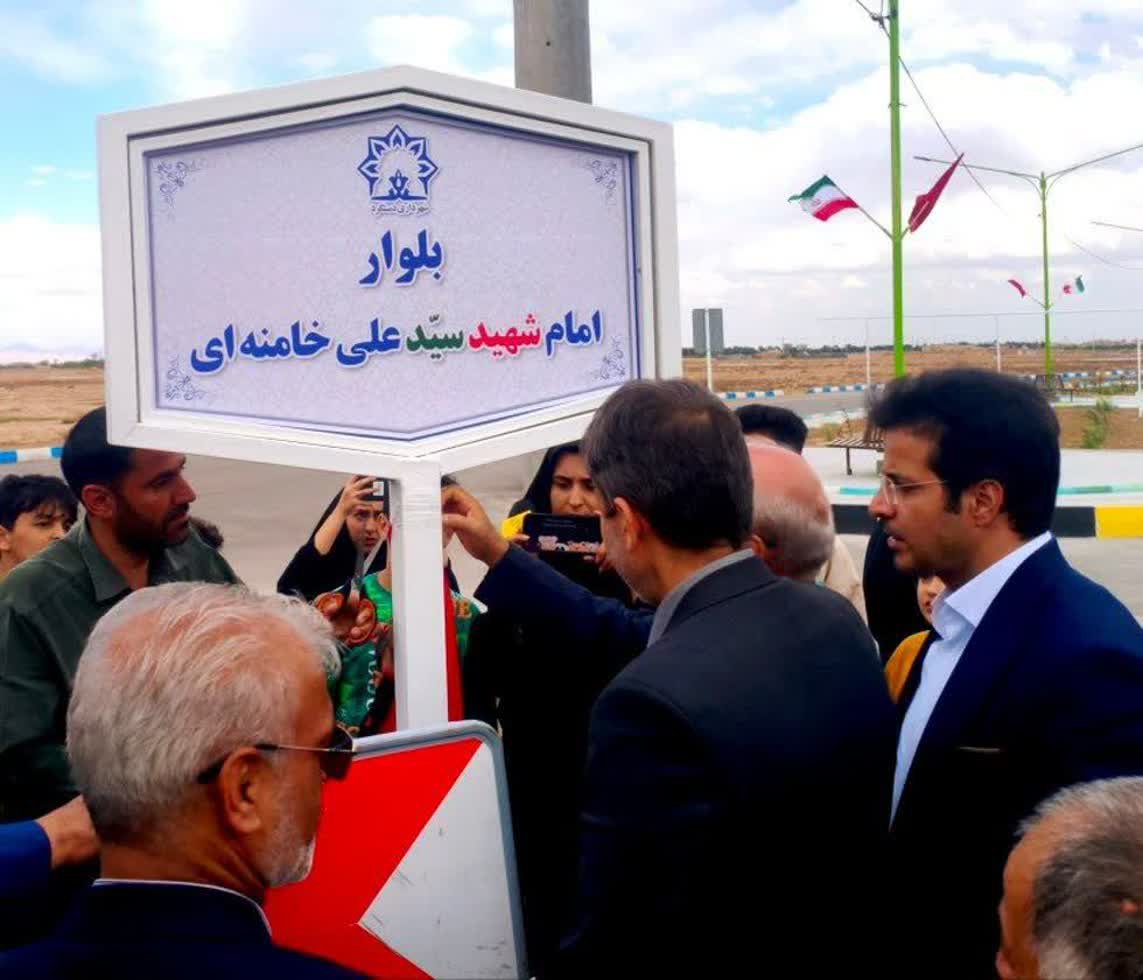 درسفر یکروزه استاندار اصفهان به شهرستان برخوار اتفاق افتاد 