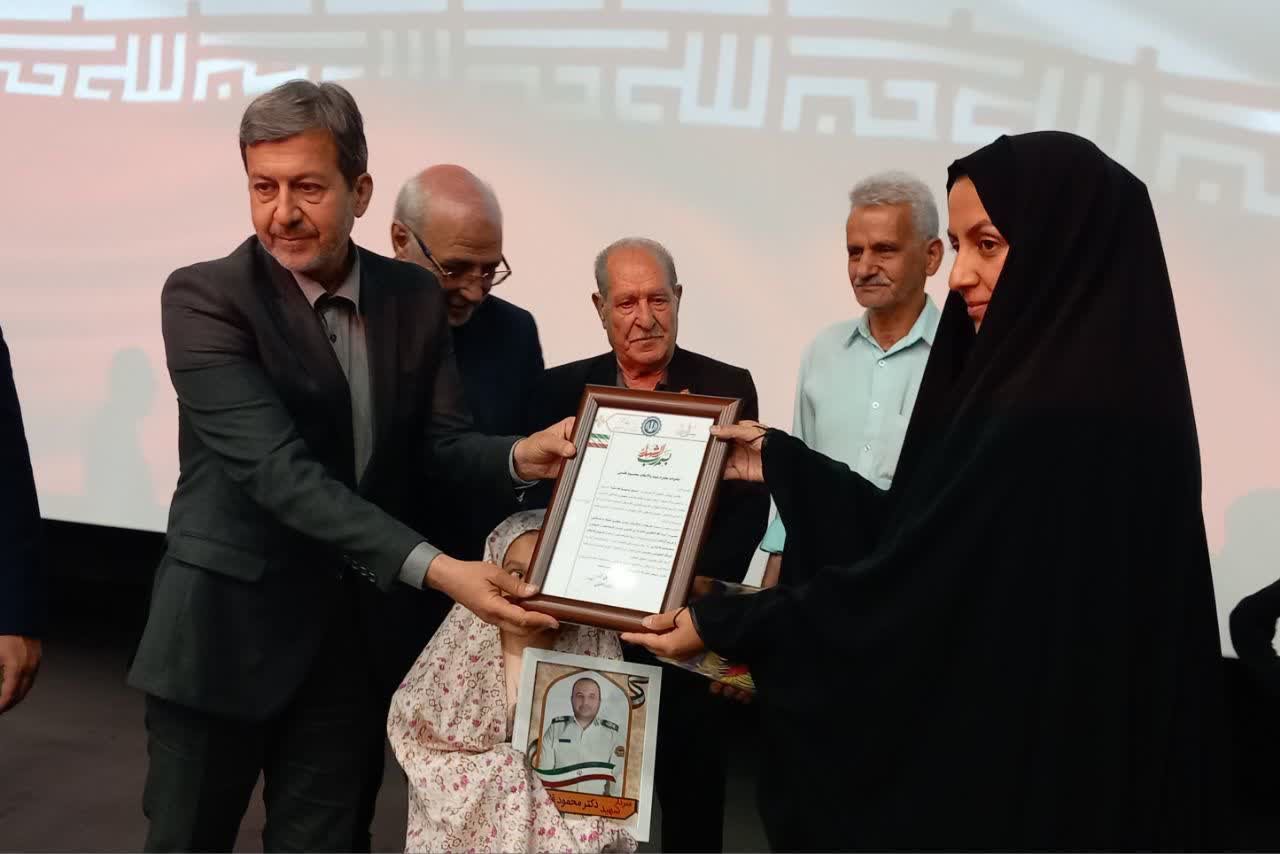 درسفر یکروزه استاندار اصفهان به شهرستان برخوار اتفاق افتاد 