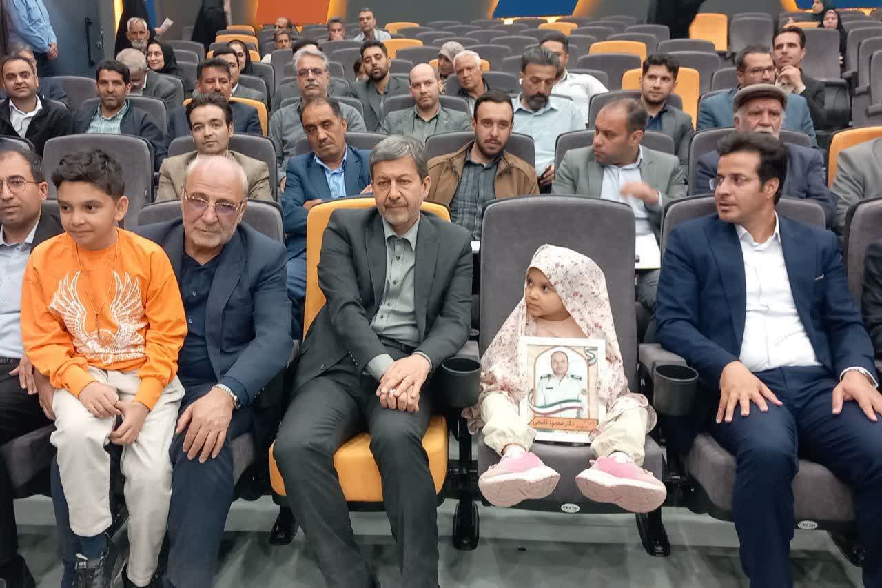 درسفر یکروزه استاندار اصفهان به شهرستان برخوار اتفاق افتاد 