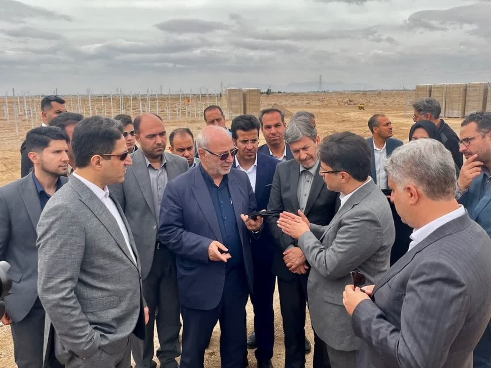 درسفر یکروزه استاندار اصفهان به شهرستان برخوار اتفاق افتاد 