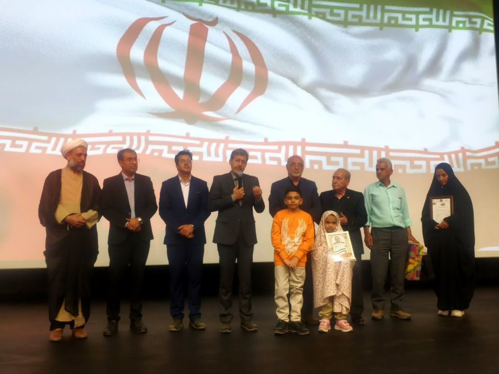 درسفر یکروزه استاندار اصفهان به شهرستان برخوار اتفاق افتاد 