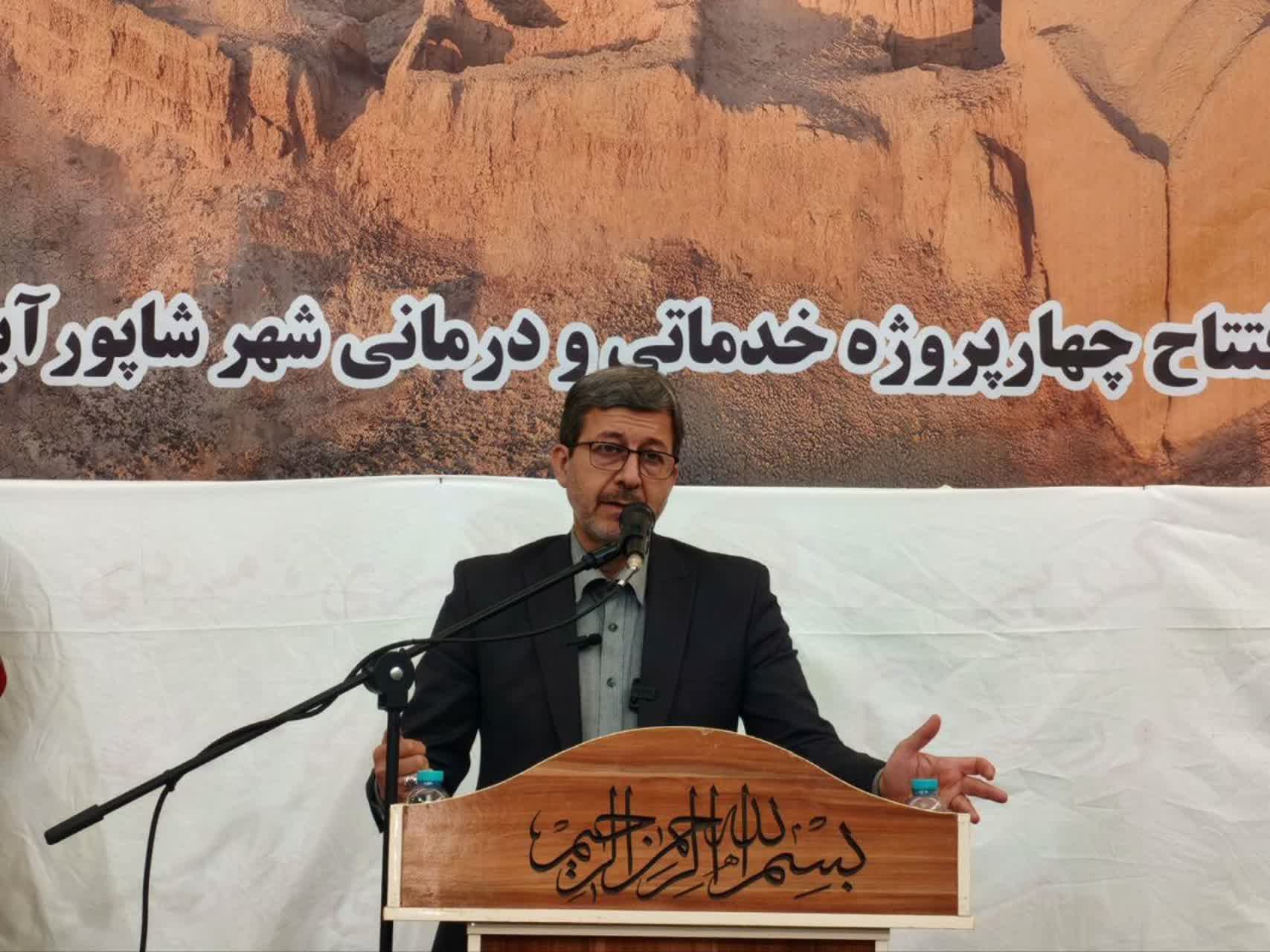 درسفر یکروزه استاندار اصفهان به شهرستان برخوار اتفاق افتاد 