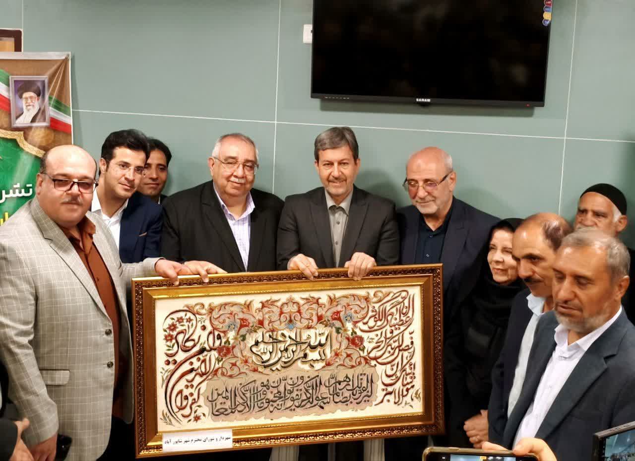 درسفر یکروزه استاندار اصفهان به شهرستان برخوار اتفاق افتاد 
