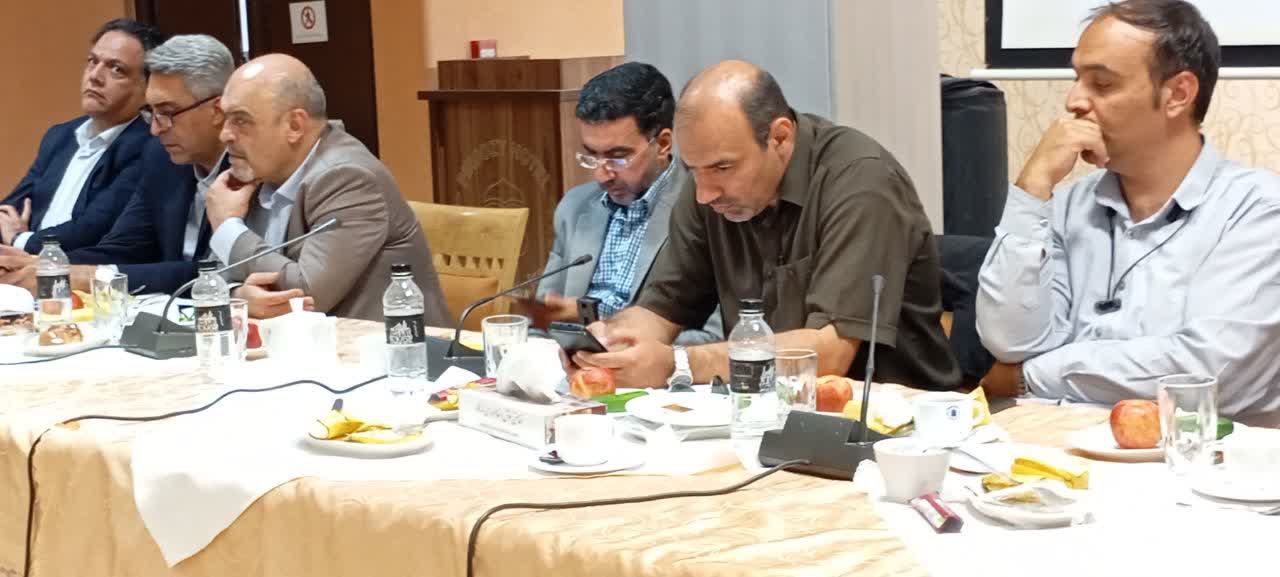 نشست اعضای مجمع خیران ورزشیار استان اصفهان