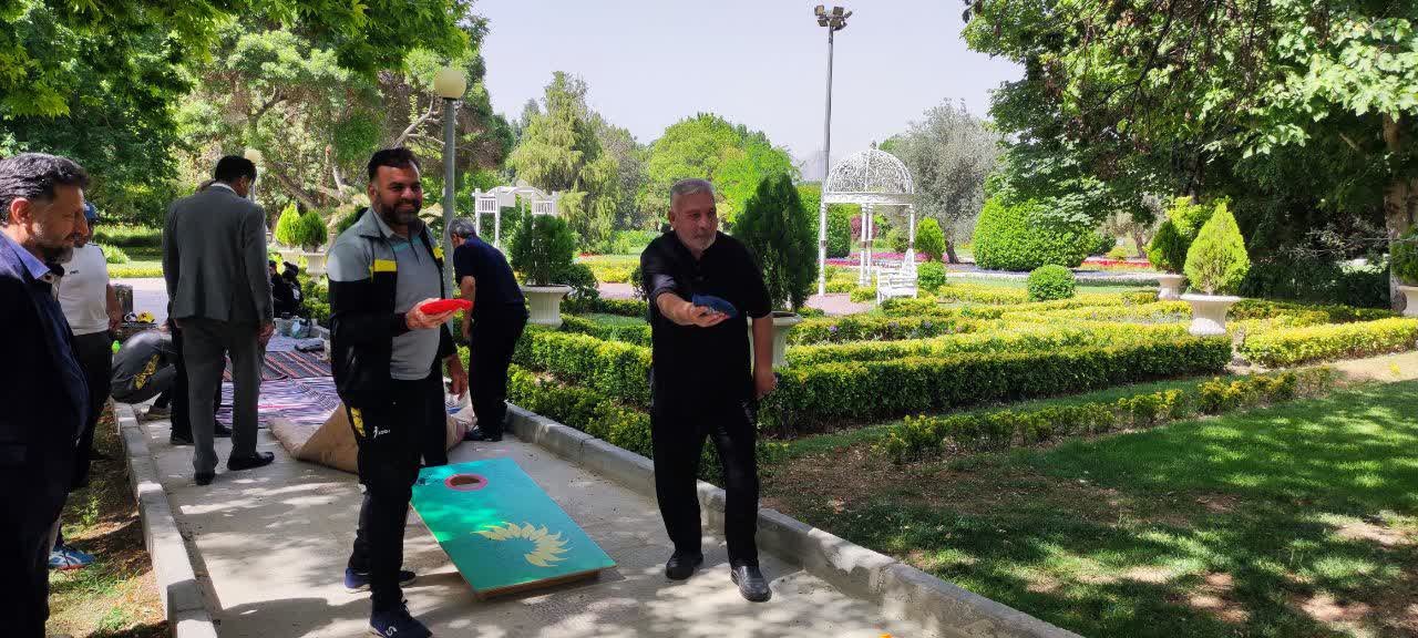 پیوند عمیق خانواده «کورن‌هول» در اصفهان