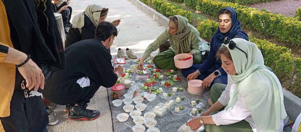 پیوند عمیق خانواده «کورن‌هول» در اصفهان