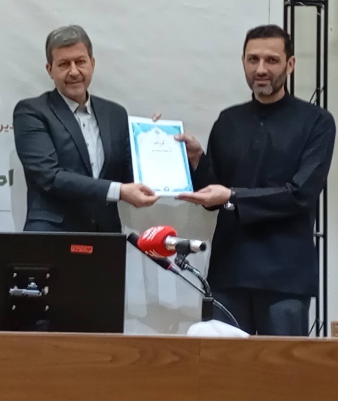 تقدیر وزارت ورزش و جوانان از مدیران ارشد ورزش و جوانان استان اصفهان به پاس حمایت از فعالیت‌های اجتماعی
