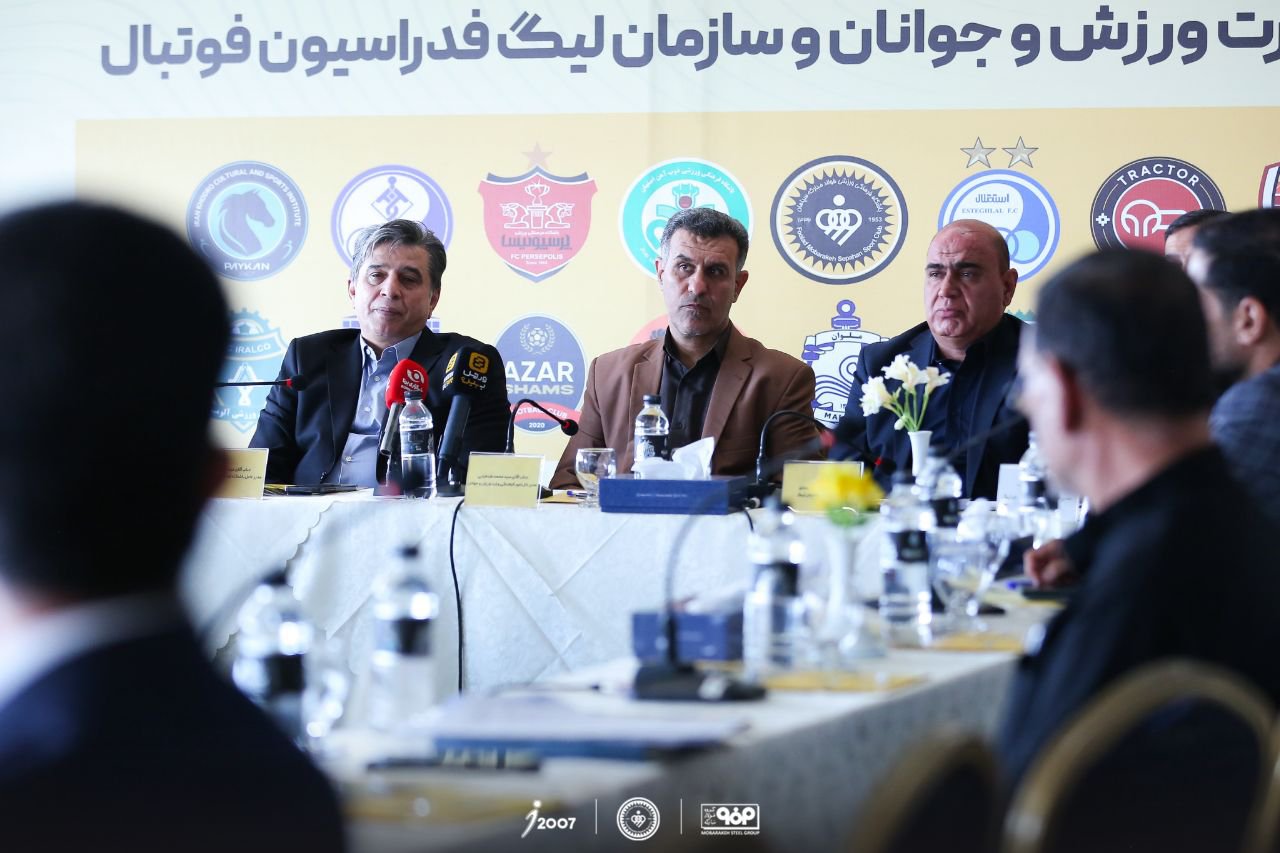 تأکید منوچهر نیکفر بر تقویت مسئولیت اجتماعی و اخلاق‌مداری در فوتبال ایران