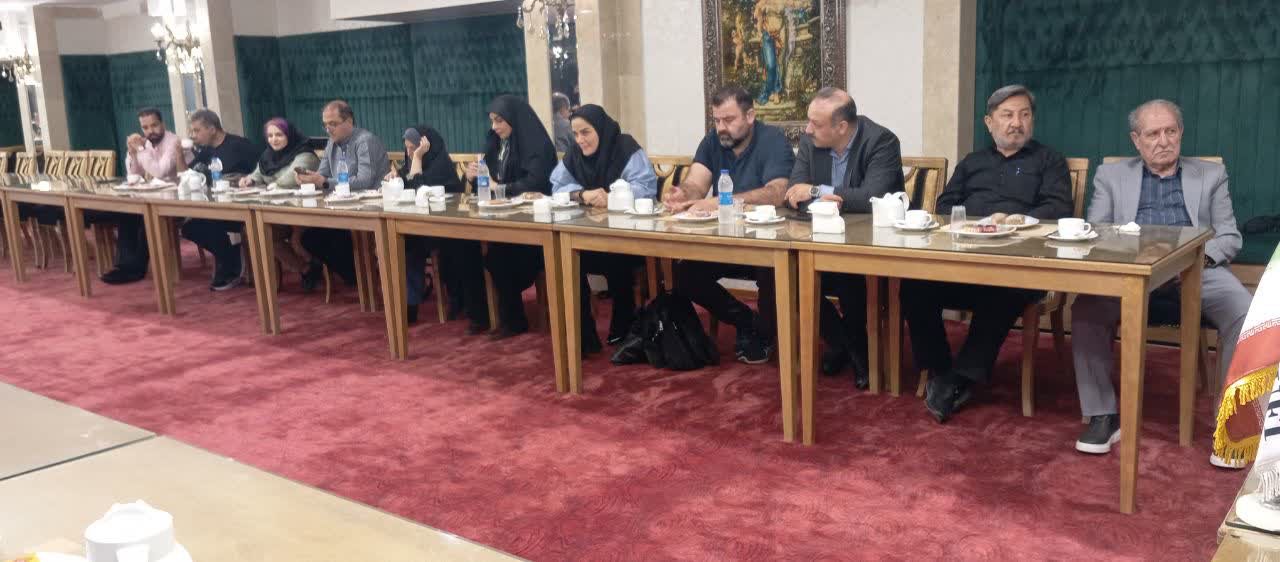 نشست خبری مدیر کل ورزش و جوانان استان اصفهان+تصاویر 