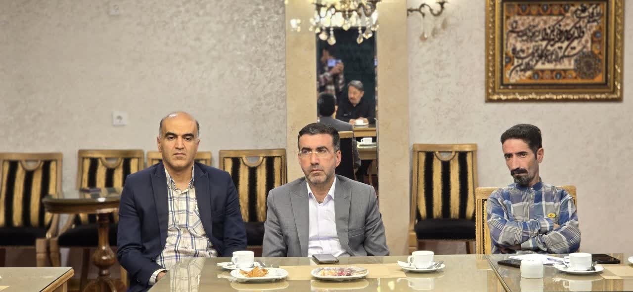 نشست خبری مدیر کل ورزش و جوانان استان اصفهان+تصاویر 