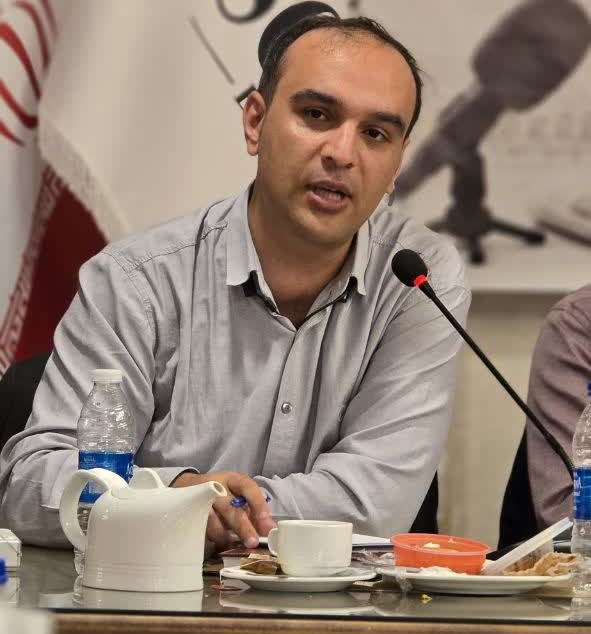 نشست خبری مدیر کل ورزش و جوانان استان اصفهان+تصاویر 