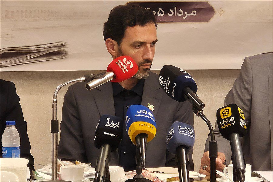 نشست خبری مدیر کل ورزش و جوانان استان اصفهان+تصاویر 