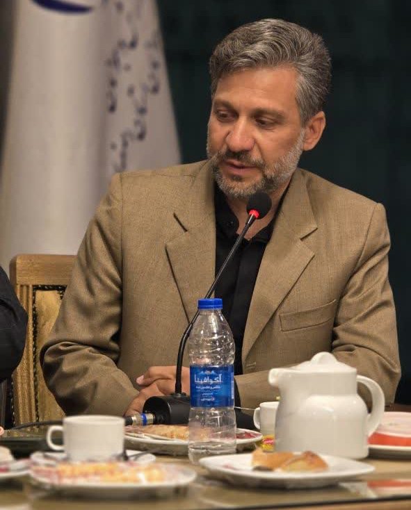 نشست خبری مدیر کل ورزش و جوانان استان اصفهان+تصاویر 