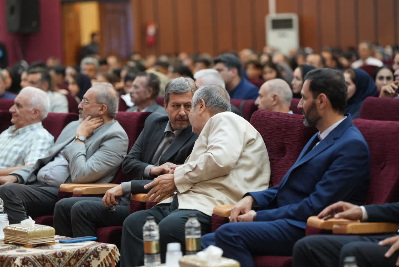 برگزاری آیین باشکوه تجلیل از افتخارآفرینان ورزش و جوانان برتر استان اصفهان+تصاویر برگزاری آیین باشکوه تجلیل از افتخارآفرینان ورزش و جوانان برتر استان اصفهان+تصاویر
