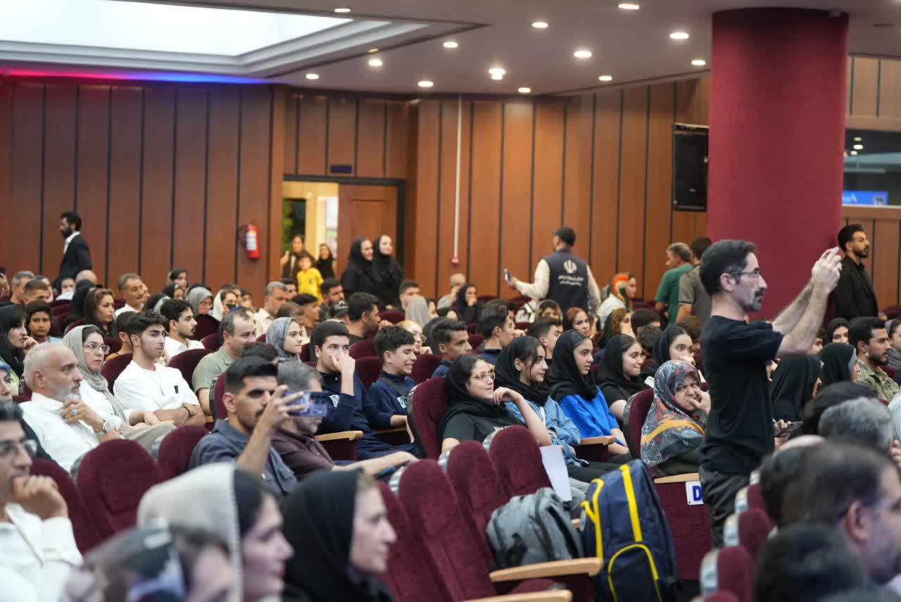 برگزاری آیین باشکوه تجلیل از افتخارآفرینان ورزش و جوانان برتر استان اصفهان+تصاویر برگزاری آیین باشکوه تجلیل از افتخارآفرینان ورزش و جوانان برتر استان اصفهان+تصاویر