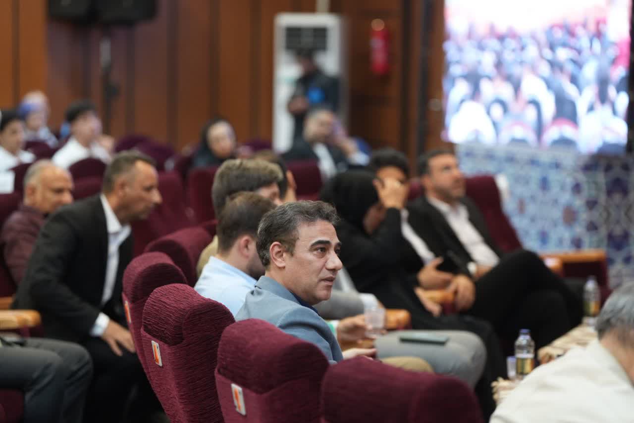 برگزاری آیین باشکوه تجلیل از افتخارآفرینان ورزش و جوانان برتر استان اصفهان+تصاویر برگزاری آیین باشکوه تجلیل از افتخارآفرینان ورزش و جوانان برتر استان اصفهان+تصاویر