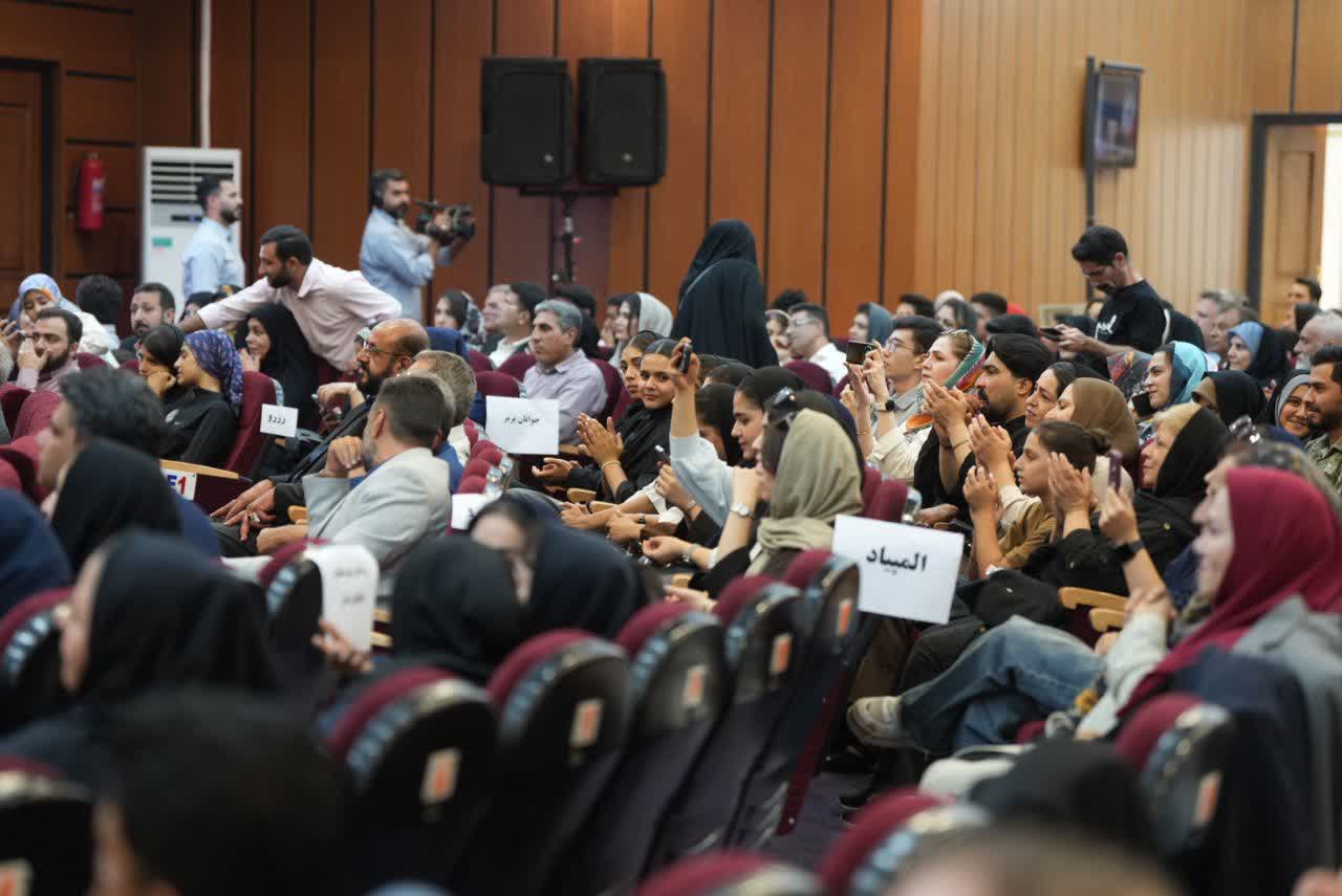 برگزاری آیین باشکوه تجلیل از افتخارآفرینان ورزش و جوانان برتر استان اصفهان+تصاویر برگزاری آیین باشکوه تجلیل از افتخارآفرینان ورزش و جوانان برتر استان اصفهان+تصاویر