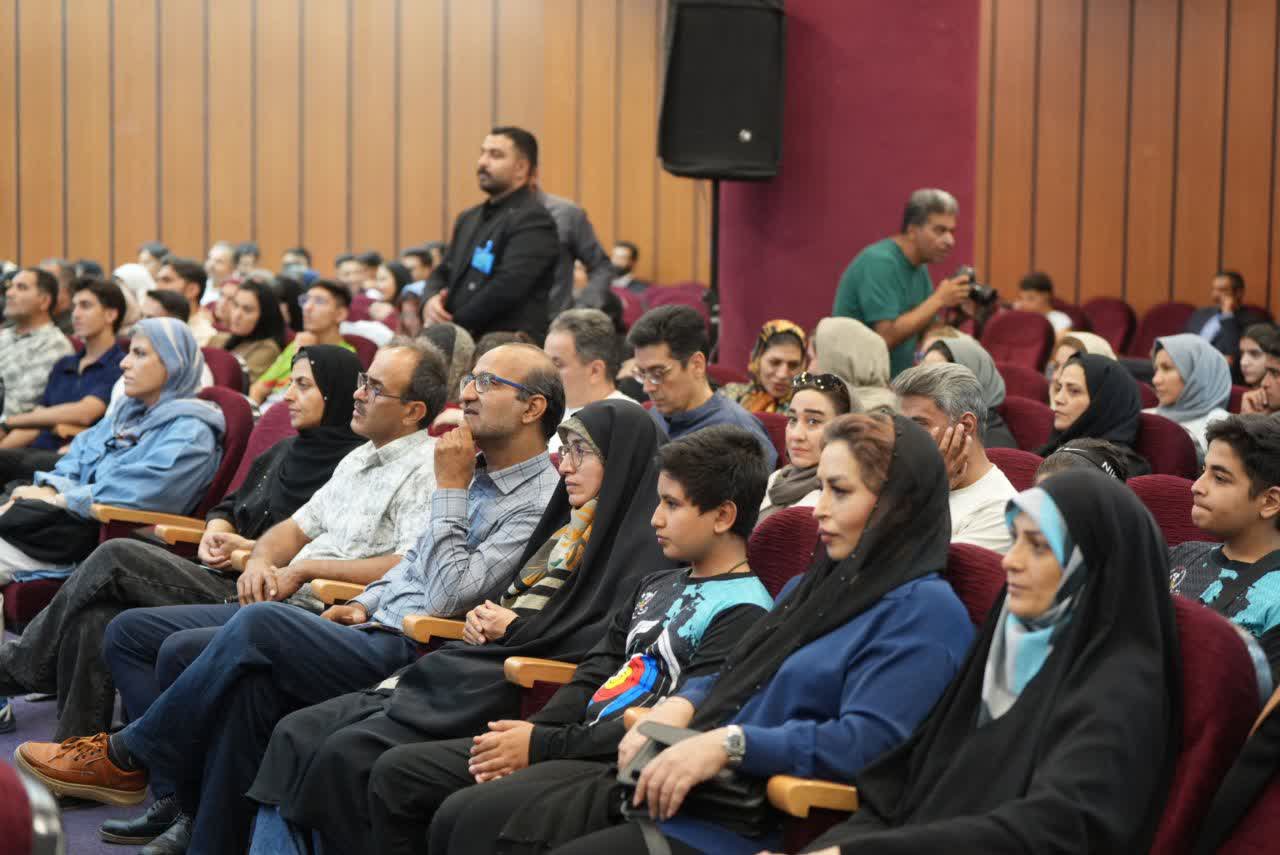 برگزاری آیین باشکوه تجلیل از افتخارآفرینان ورزش و جوانان برتر استان اصفهان+تصاویر برگزاری آیین باشکوه تجلیل از افتخارآفرینان ورزش و جوانان برتر استان اصفهان+تصاویر