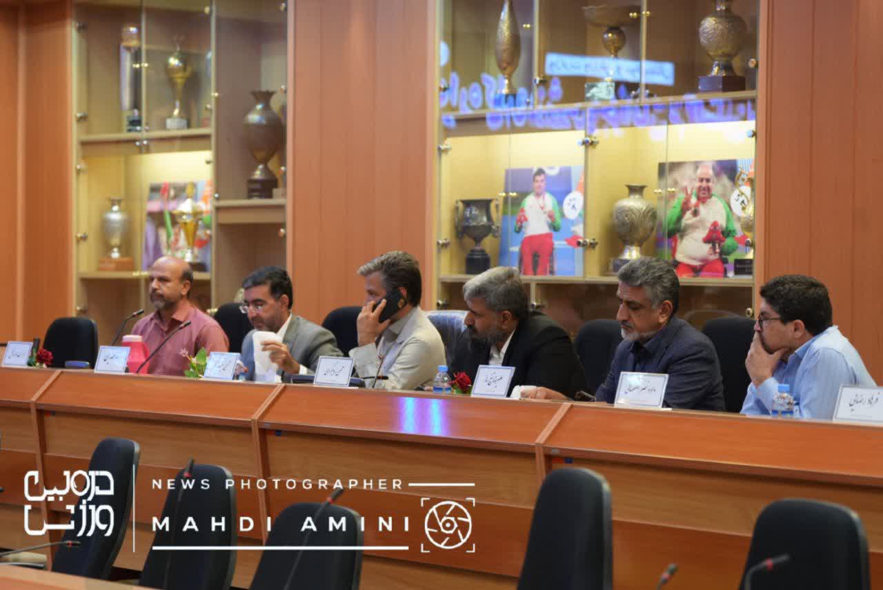 سهرابی در راس هیات پزشکی ورزشی استان اصفهان + تصاویر 